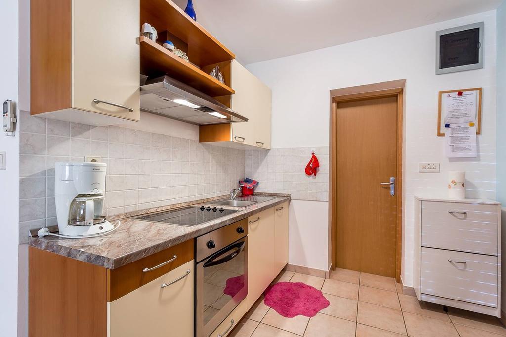 Apartment Ellis Premantura Eksteriør bilde